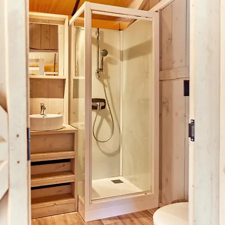 Glamping Οργανωμένο κάμπινγκ