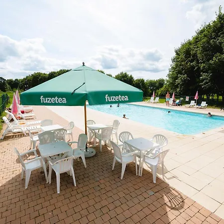 Οργανωμένο κάμπινγκ Glamping