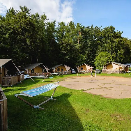 Οργανωμένο κάμπινγκ Glamping *